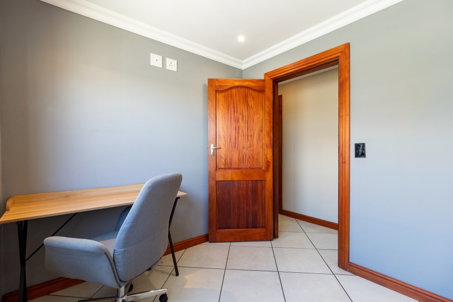 3 Bedroom Property for Sale in Jagtershof Western Cape